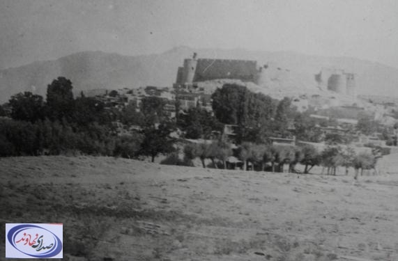 ناصرالدین شاه قاجار در 1271 خورشیدی به خطه نهاوند سفر می‌کند